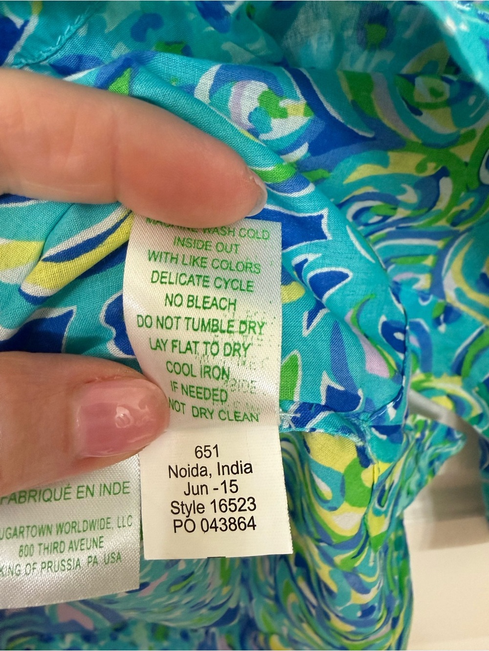 Lilly Pulitzer Amelia Island Lilly Lagoon Tunic in gorgeous blue & green - Picture 4 of 7
